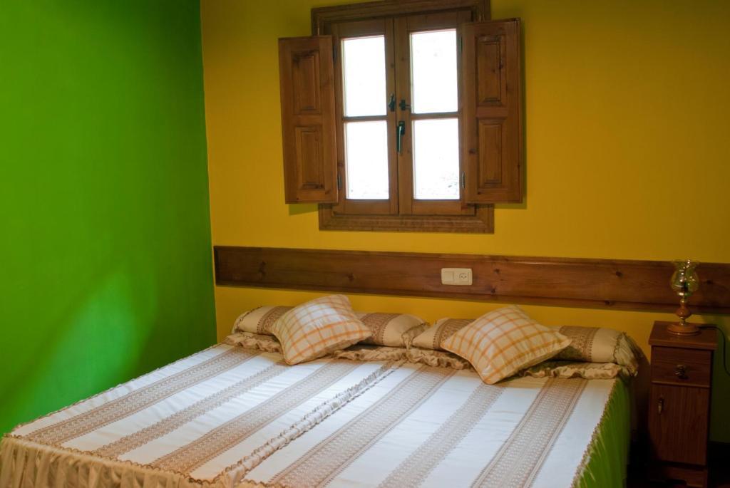 Viviendas Rurales Traldega Turieno Стая снимка