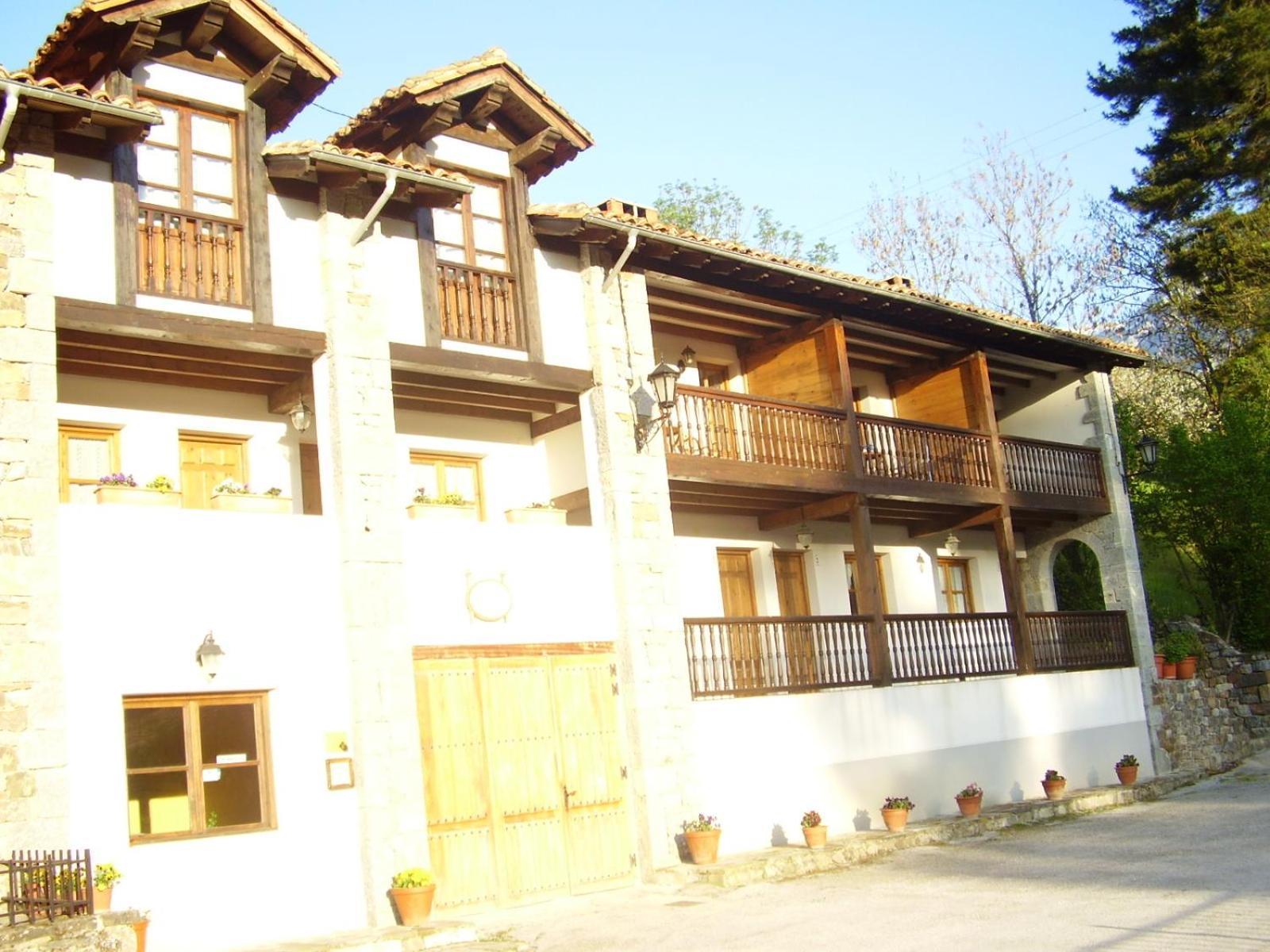 Viviendas Rurales Traldega Turieno Екстериор снимка