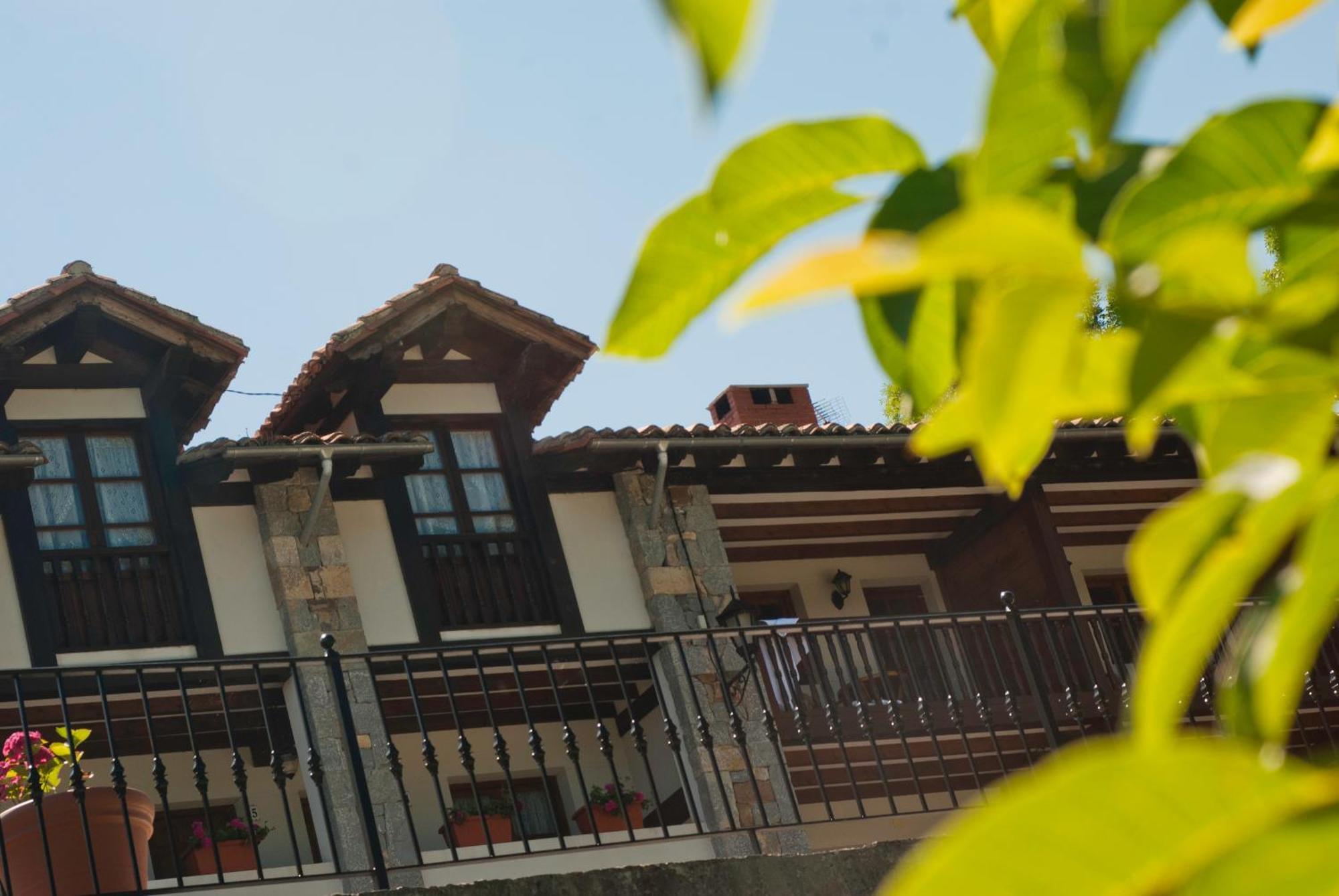 Viviendas Rurales Traldega Turieno Екстериор снимка